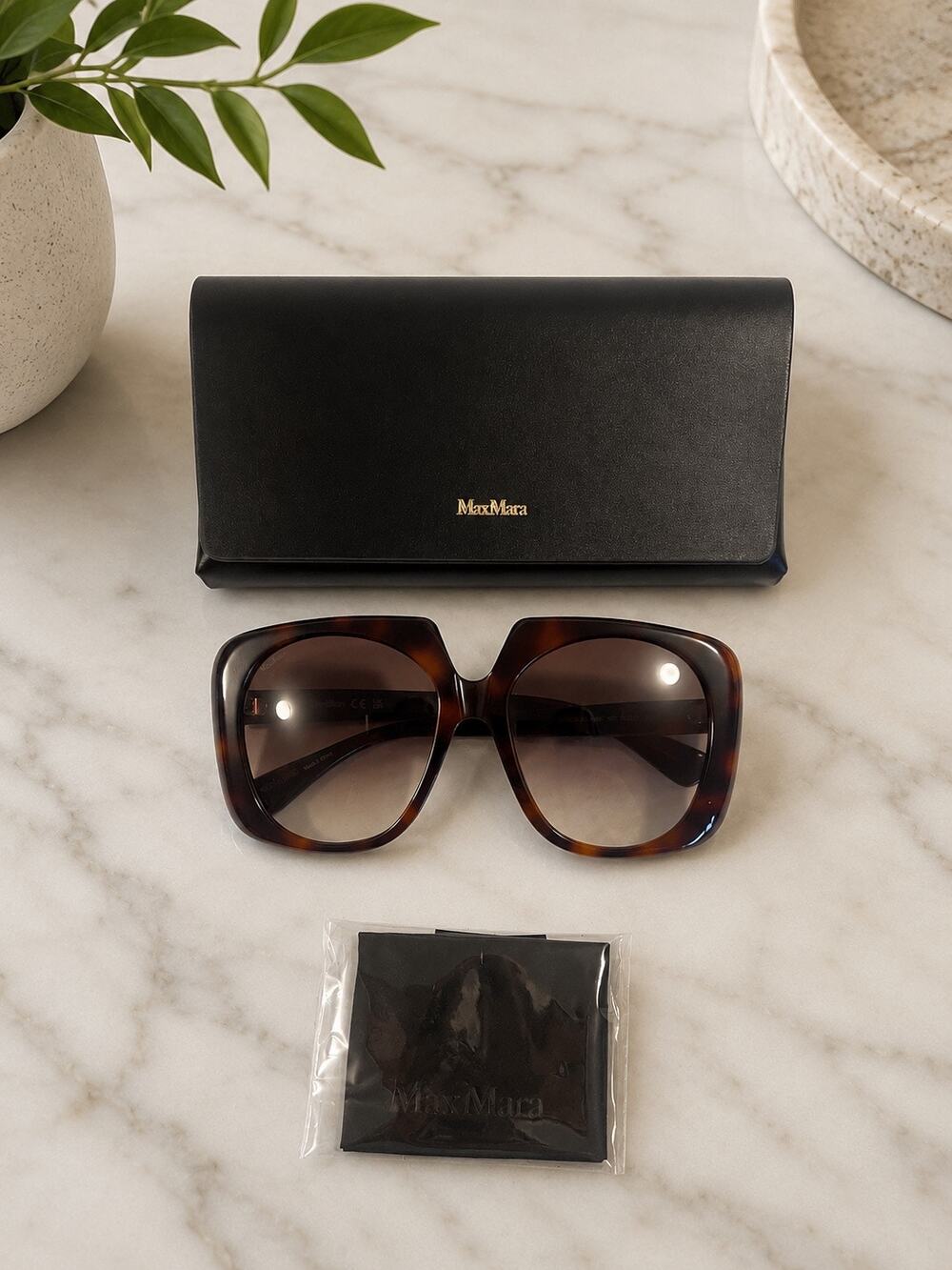 Max Mara Oversized Tortoise Havana Brown Sunglasses 56-18-140 with Case NWT